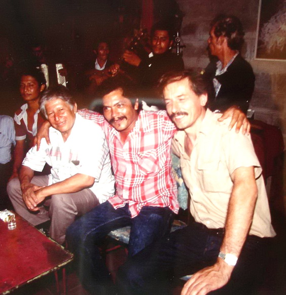1990 Encuentro de pintores muralistas en Managua: CAMILO MINERO, LEONEL CERRATO y SERGIO MICHILINI
