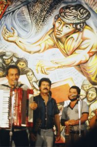 1982-1985-1z7 CARLOS MEJIA GODOY E LOS PALACAGUINA, Chiesa del Barrio Riguero, Managua