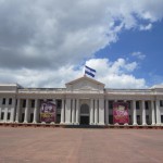L'ingresso del museo nazionale a Managua