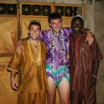 Io, Fabrizio e Frank in abiti tradizionali
