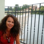 24 agosto - Roberta Milano, incontrata a Pietra Ligure ligure, docente, consulente, curiosa ma ai più noiosa: scrive sempre di marketing, turismo e web