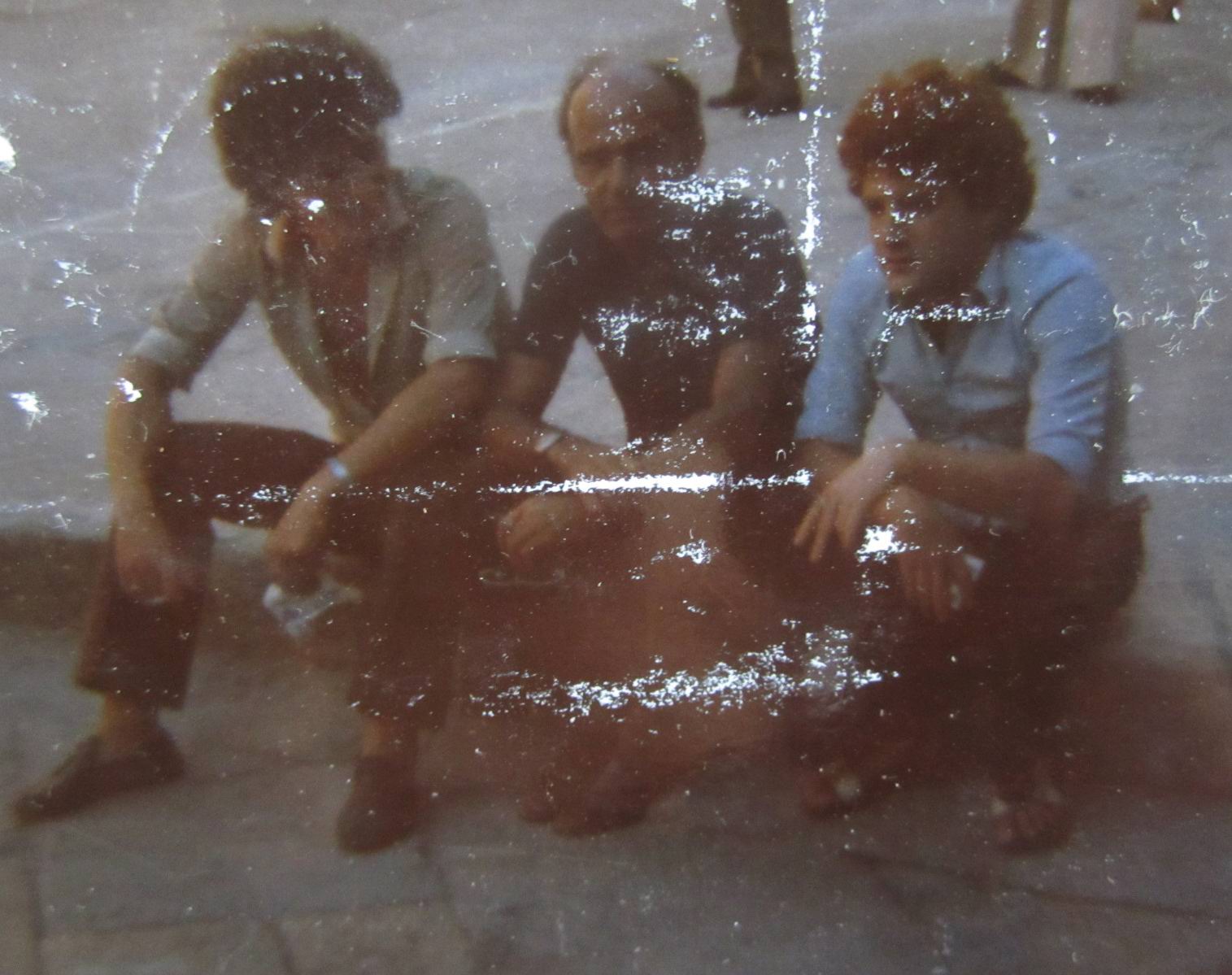 Piombino 1974, da destra verso sinistra: Adriano Bimbi, il maestro Fernando Farulli e Sergio Michilini