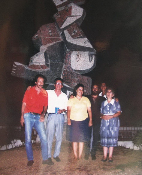 1992 Con los pintores cubanos Aldo Soler y Luis Miguel Valdes