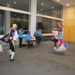 Le danze di accoglienza in aeroporto